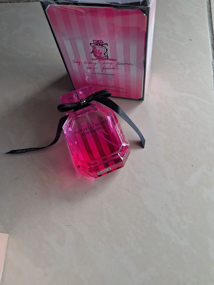 Victorias Secret Bombshell